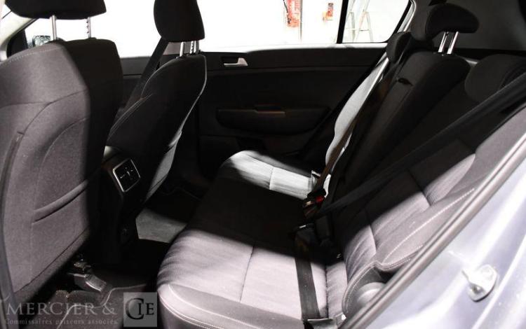 KIA SPORTAGE 1.6 CRDI 135 48VOLT MOTION GRIS GB-040-FK