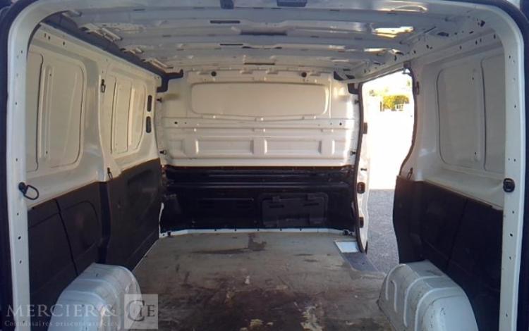 RENAULT TRAFIC L1H1 1T0 2,0 DCI 120CH GD CONFORT BLANC GB-541-AD
