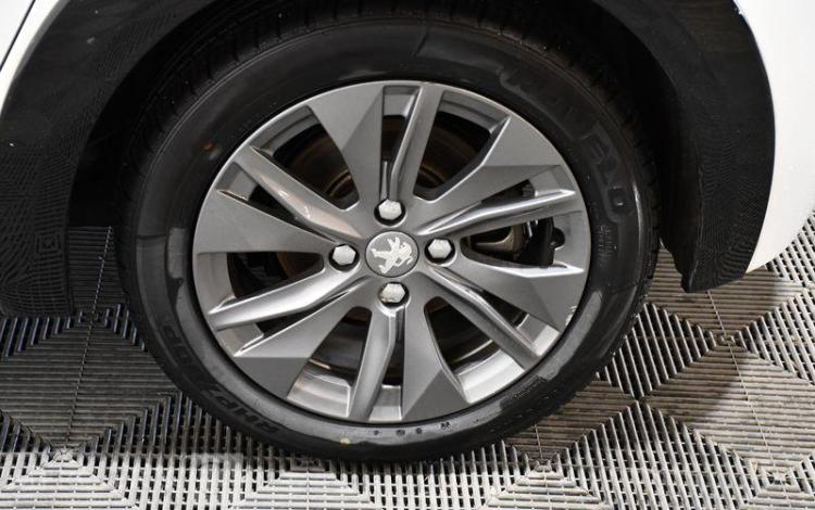 PEUGEOT E-208 STE ACTIVE BUSINESS R 136CH BLANC GC-655-NV