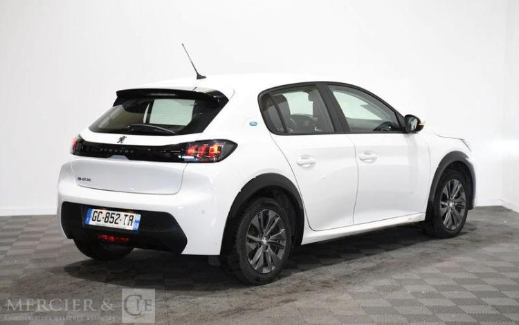 PEUGEOT e-208 STE ACTIVE BUSINESS R 136CH BLANC GC-852-TR