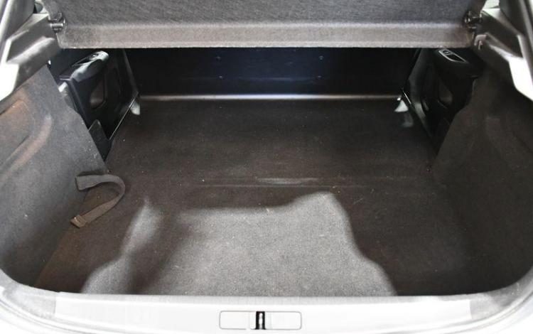 PEUGEOT e-208 STE ACTIVE BUSINESS R 136CH BLANC GC-852-TR