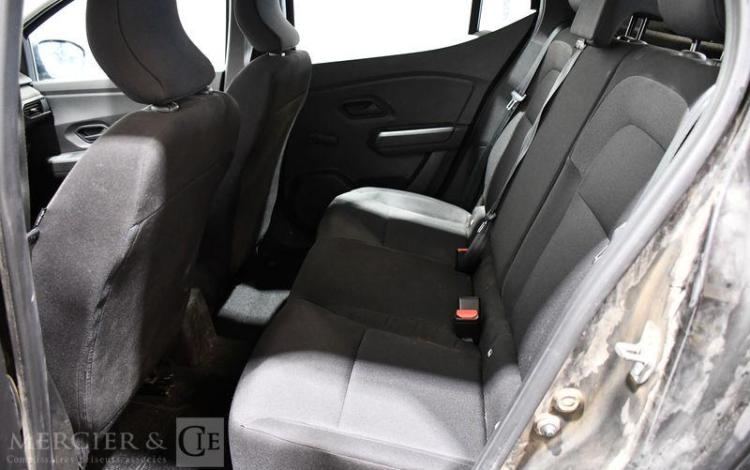 DACIA SANDERO ESSENTIEL ECO-G 100 NOIR GD-592-BW