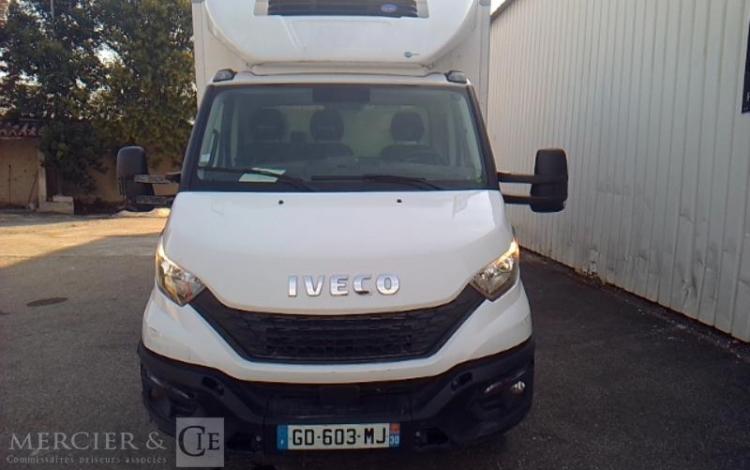 IVECO 35-160 CAISSE HAYON FRIGO BLANC GD-603-MJ