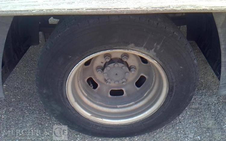 IVECO 35-160 CAISSE HAYON FRIGO BLANC GD-603-MJ