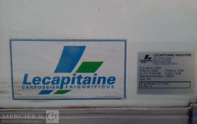 IVECO 35-160 CAISSE HAYON FRIGO BLANC GD-603-MJ