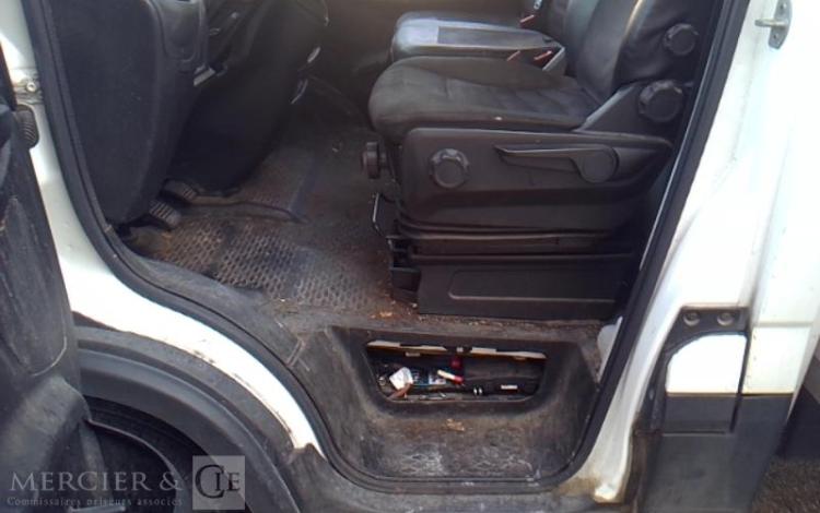 IVECO 35-160 CAISSE HAYON FRIGO BLANC GD-603-MJ