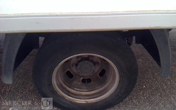 IVECO 35-160 CAISSE HAYON FRIGO BLANC GD-603-MJ