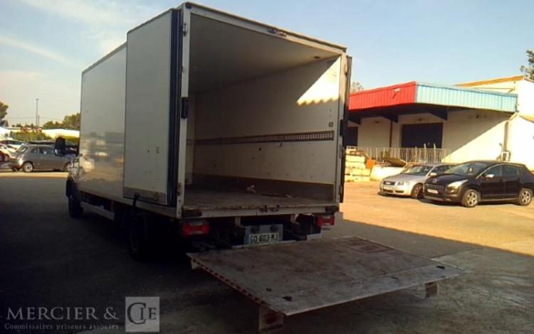 IVECO 35-160 CAISSE HAYON FRIGO BLANC GD-603-MJ
