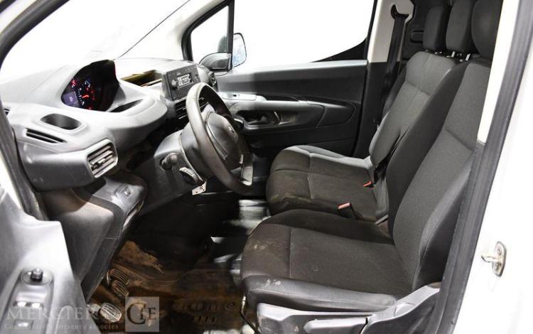 PEUGEOT PARTNER K9 PREMIUM STANDARD 650kg BLUEHDI BLANC GD-676-XC
