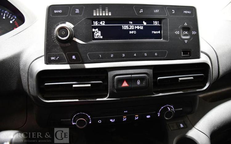 PEUGEOT PARTNER K9 PREMIUM STANDARD 650kg BLUEHDI BLANC GD-676-XC