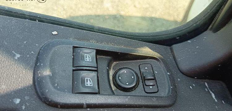 RENAULT MASTER R3500RJ 2,3 DCI 16V 165CV BENNE AVEC COFFRE ACIER DIESEL – 64896 KMS – BLANC GD-865-TA