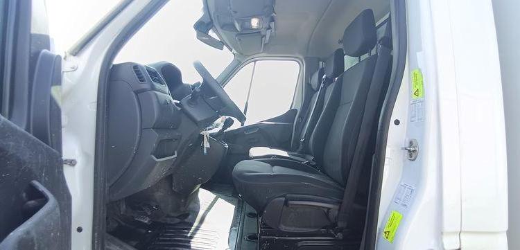 RENAULT MASTER R3500RJ 2,3 DCI 16V 165CV BENNE AVEC COFFRE ACIER DIESEL – 64896 KMS – BLANC GD-865-TA