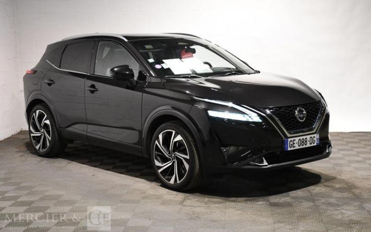 NISSAN QASHQAI 1,3 TEKNA + NOIR GE-088-DG