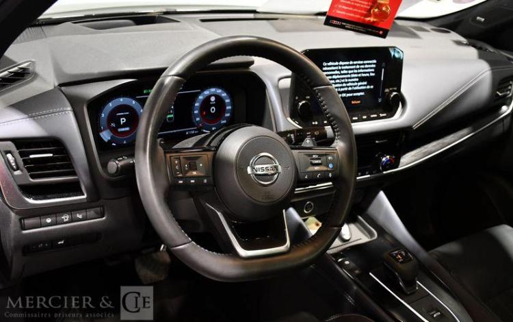 NISSAN QASHQAI 1,3 TEKNA + NOIR GE-088-DG