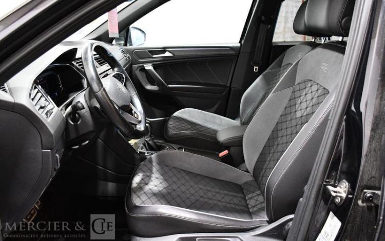 VOLKSWAGEN TIGUAN R-LINE 2,0 TDI NOIR GE-568-LY