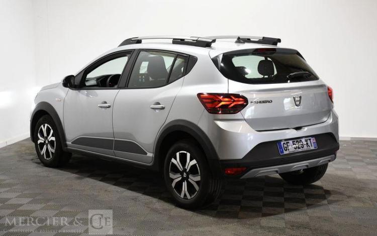 DACIA SANDERO STEPWAY 1.0 TCE 90 CONFORT GRIS GF-529-KT