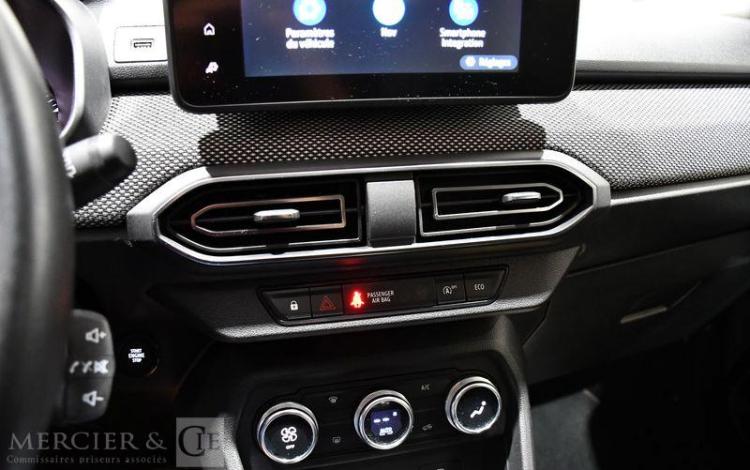 DACIA JOGGER SERIE LIMITEE EXTREME+ ECO-G 100 7PL GRIS GG-338-PL