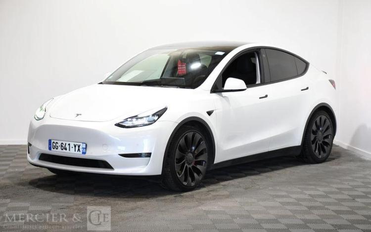 TESLA MODEL Y PERFORMANCE DUAL MOTOR AWD BLANC GG-641-YX