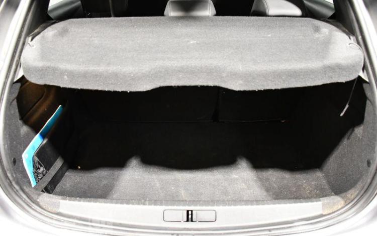 PEUGEOT 208 1.2 PURETECH 100 ALLURE EAT GRIS GH-144-TP