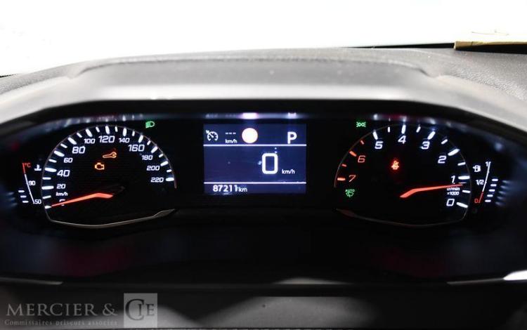 PEUGEOT 208 1.2 PURETECH 100 ALLURE EAT GRIS GH-144-TP