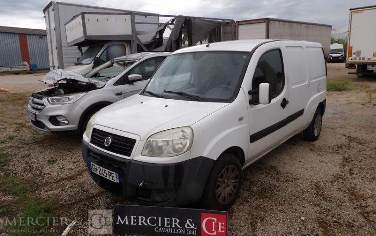 FIAT DOBLO CARGO MAXI 1.9 MJTD 105CV BLANC GH-245-PE