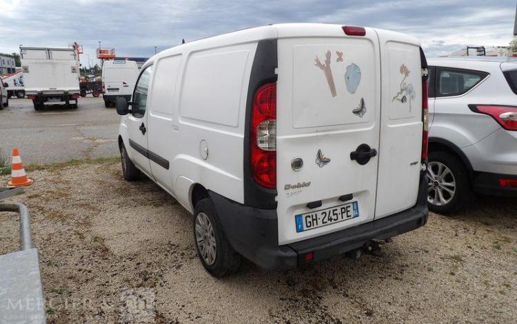 FIAT DOBLO CARGO MAXI 1.9 MJTD 105CV BLANC GH-245-PE