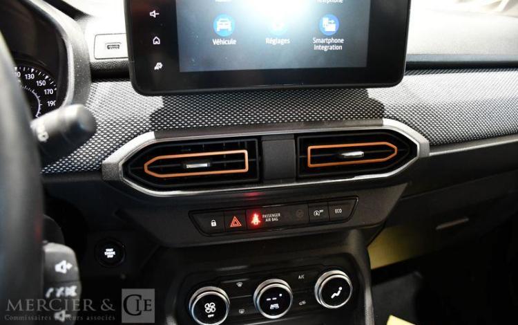 DACIA SANDERO STEPWAY CONFORT TCE 90 CVT BLEU GH-453-TV