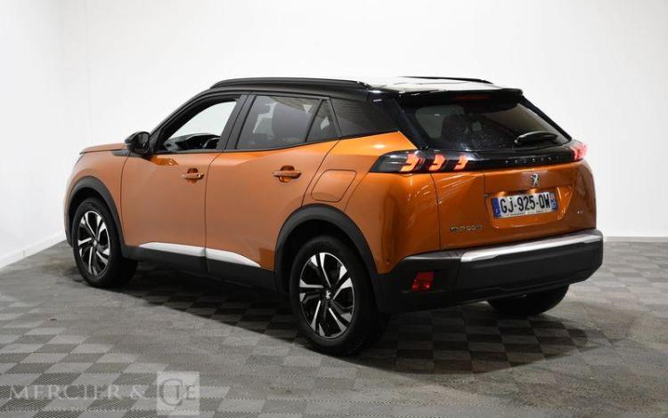 PEUGEOT e-2008 GT ORA GJ-925-QW