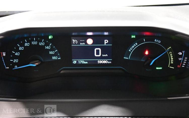 PEUGEOT e-2008 STYLE GRIS GK-033-TV