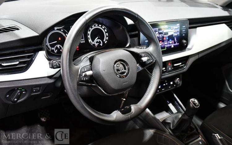 SKODA KAMIQ 1,0 TSI EVO 110CH NOIR GM-204-WD