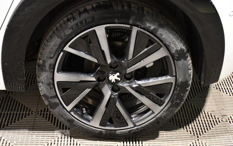 PEUGEOT 208 GT PURE TECH 130 S&S EAT8 BLANC GM-365-LL