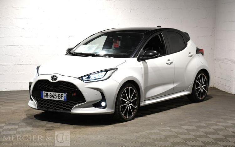TOYOTA YARIS 1.5 114H 90 HYBRID 0.8KWH GR-SPORT BVA GRIS GM-845-BF