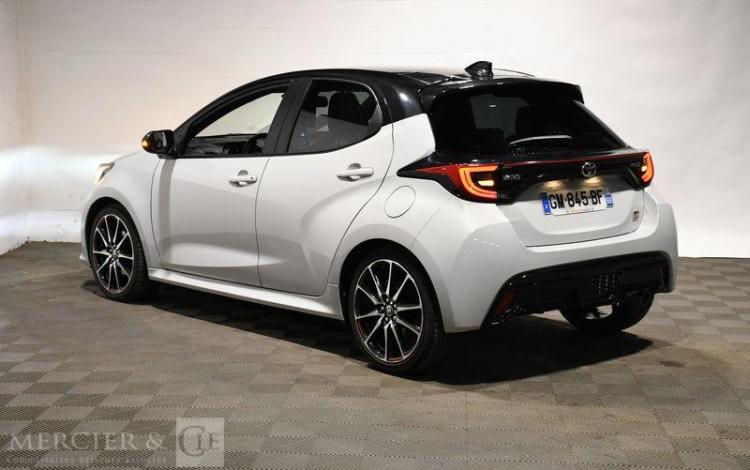 TOYOTA YARIS 1.5 114H 90 HYBRID 0.8KWH GR-SPORT BVA GRIS GM-845-BF