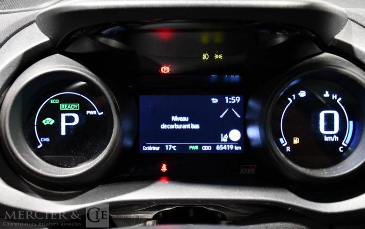 TOYOTA YARIS 1.5 114H 90 HYBRID 0.8KWH GR-SPORT BVA GRIS GM-845-BF