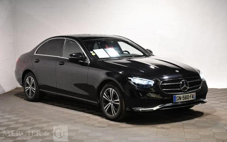 MERCEDES CLASSE E220 AVANTGARDE LINE BA 213 NOIR GN-560-FM