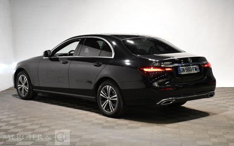 MERCEDES CLASSE E220 AVANTGARDE LINE BA 213 NOIR GN-560-FM