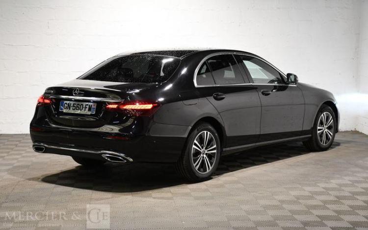 MERCEDES CLASSE E220 AVANTGARDE LINE BA 213 NOIR GN-560-FM