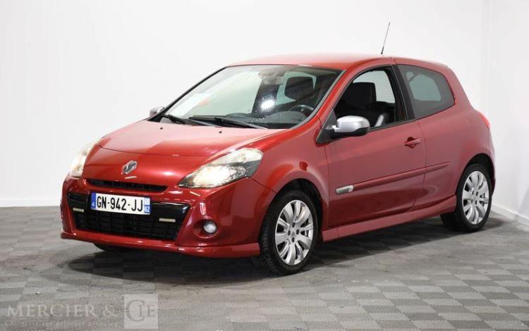 RENAULT CLIO 1,6 130CH GT ROUGE GN-942-JJ