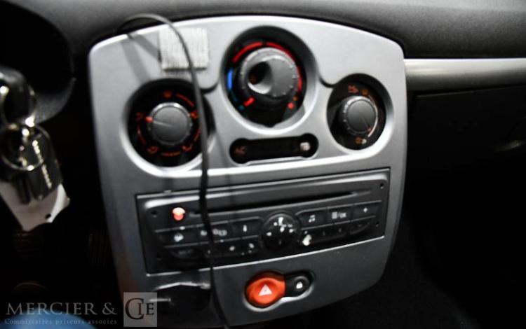 RENAULT CLIO 1,6 130CH GT ROUGE GN-942-JJ