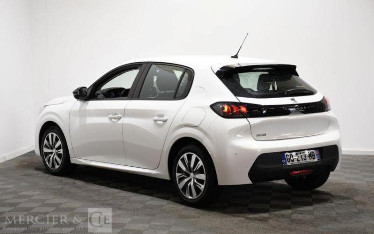 PEUGEOT 208 PURE TECH BLANC GQ-213-MB