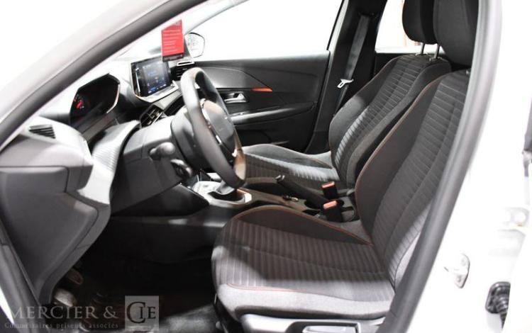 PEUGEOT 208 PURE TECH BLANC GQ-213-MB