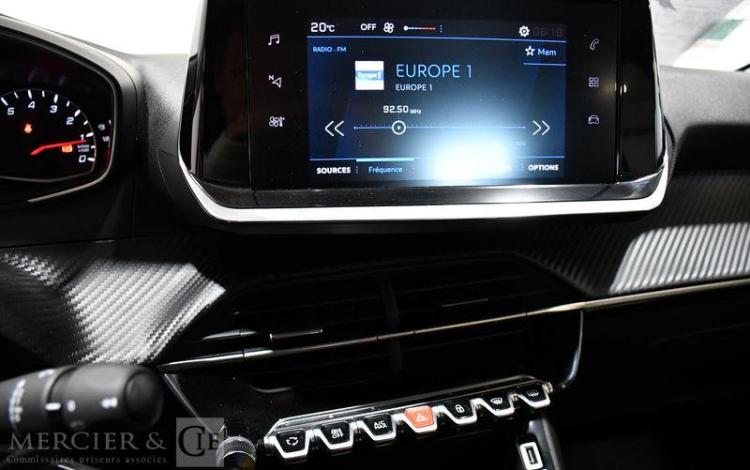 PEUGEOT 208 1.2 PURETECH 75 STYLE BLANC GQ-458-QD