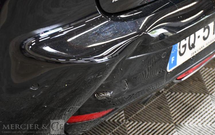 PEUGEOT 208 NOIR GQ-517-SL
