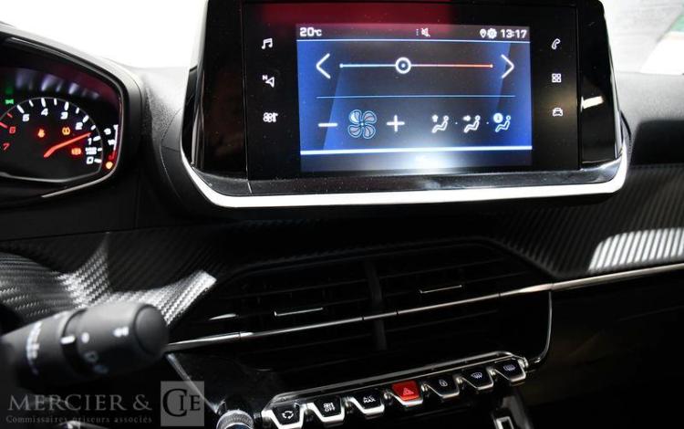 PEUGEOT 208 1.2 PURETECH 75 STYLE BLANC GQ-543-MB