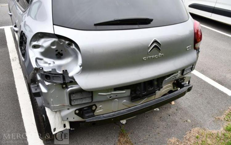 CITROEN C3 1,2 PURE TECH 110 CH S&S EAT6 GRIS GQ-697-KY