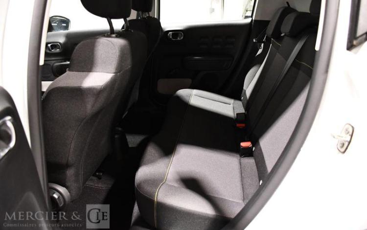 CITROEN C3 PURE TECH BLANC GQ-876-JJ