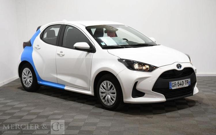 TOYOTA YARIS A,E HYBRIDE NG 116H 3 BLANC GR-540-TR
