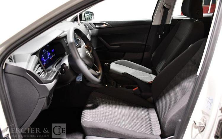 VOLKSWAGEN POLO 1.0 MPI 80 GRIS GS-424-YE