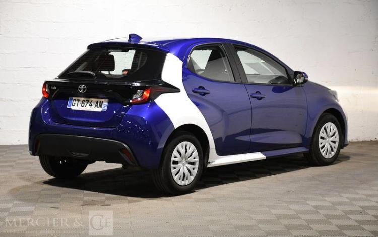 TOYOTA YARIS A,E NG 70 VVT-I DYNAMIC MY22 BLANC GT-674-AM