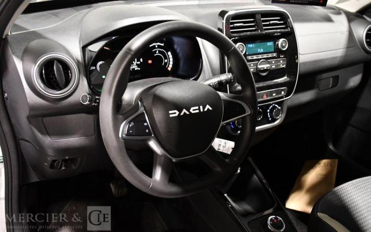 DACIA SPRING 45 27.4KWH ACHAT-INTEGRAL ESSENTIAL BLANC GT-842-BL